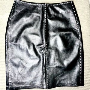 I.N.C. BLACK LEATHER SKIRT WITH WHITE STITCHING Size 4 Vintage